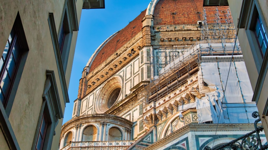 Explore the city in the best Florence walking tour